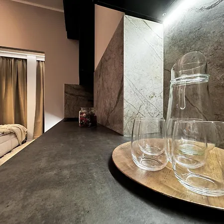 Central, Modern & Chic Gem, Near Park! 10min To Old Town, Trumski 아파트 브로츠와프