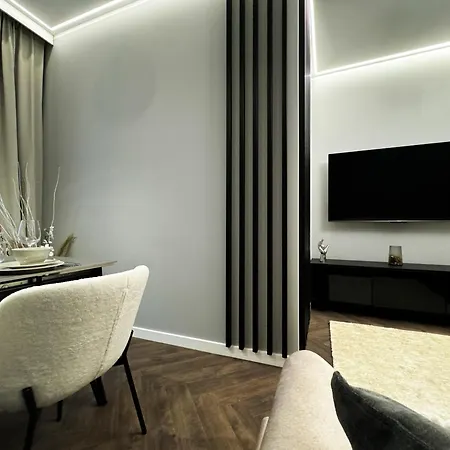 아파트 Central, Modern & Chic Gem, Near Park! 10min To Old Town, Trumski *