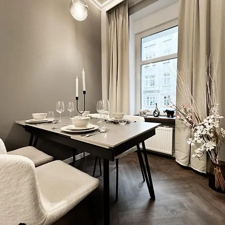 公寓 Central, Modern & Chic Gem, Near Park! 10min To Old Town, Trumski 弗罗茨瓦夫