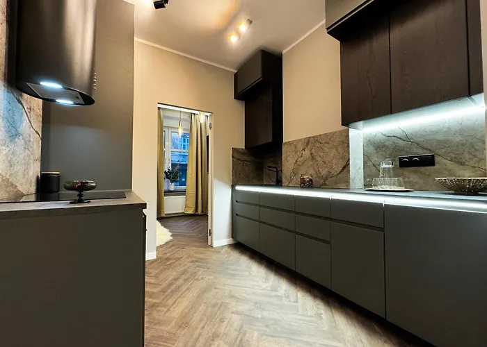 Central, Modern & Chic Gem, Near Park! 10min To Old Town, Trumski Apartamento *