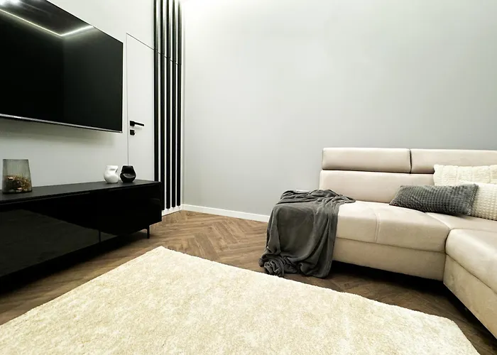 Central, Modern & Chic Gem, Near Park! 10min To Old Town, Trumski Apartamento *